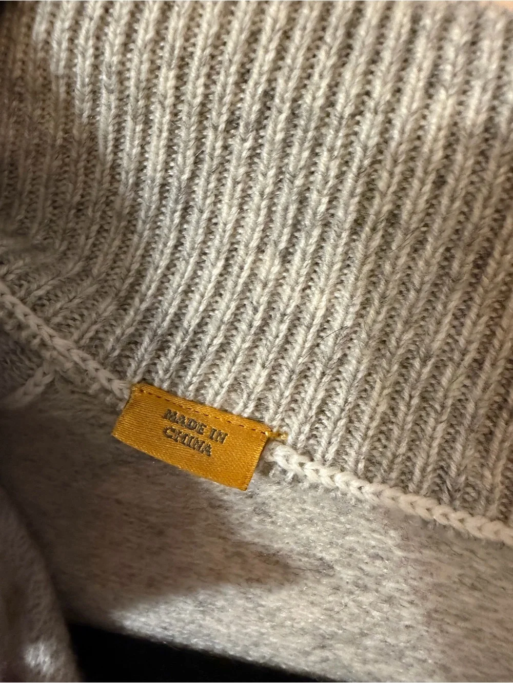Robert Talbott gray cashmere pullover sweater